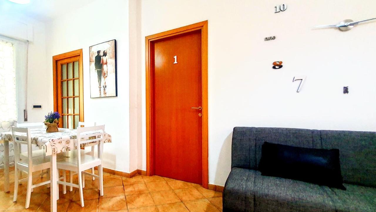 Guest Holiday Piave 1 Reggio Emilia Exterior photo